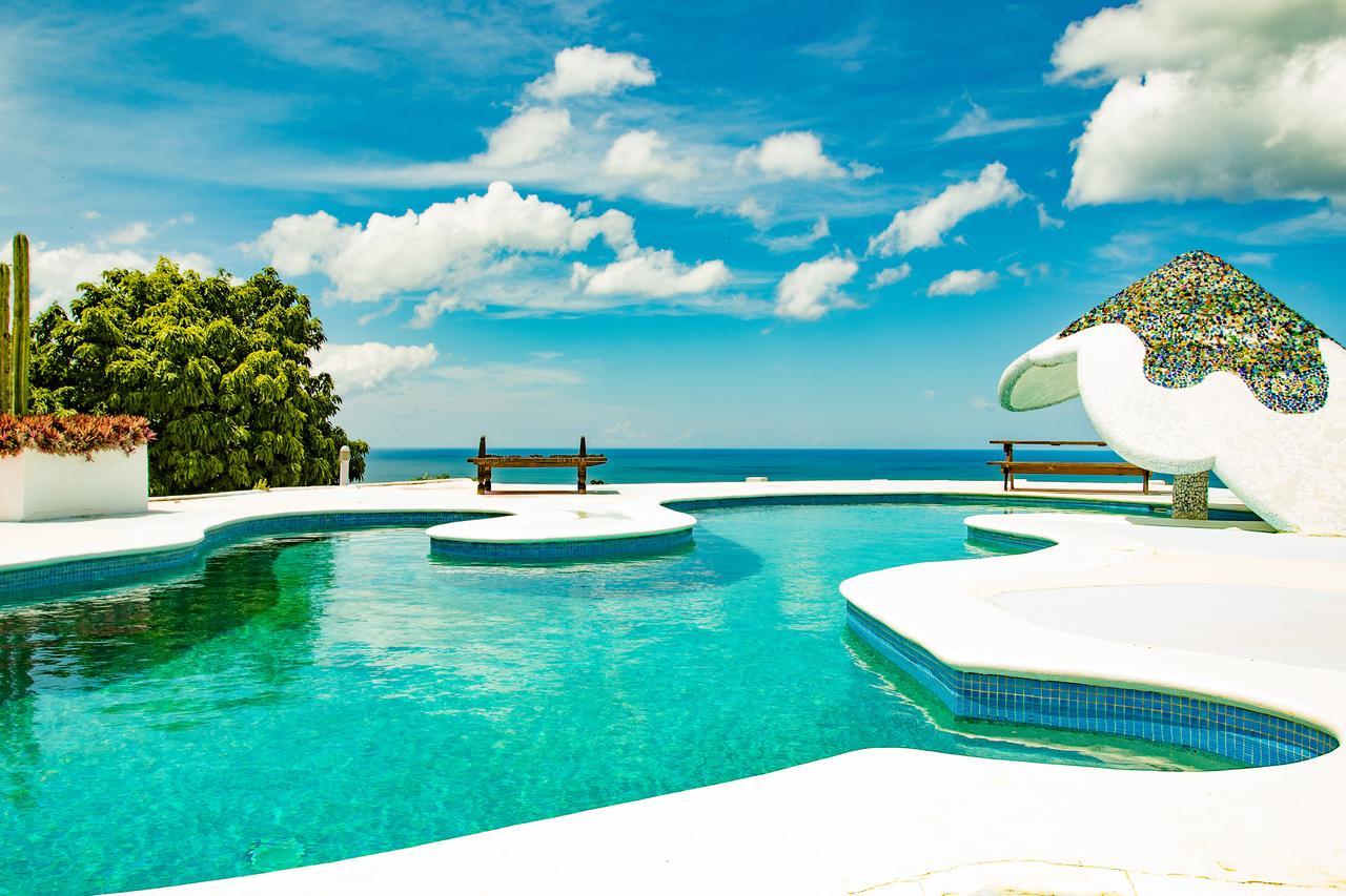 Two Brothers Surf Resort Tola Exteriér fotografie